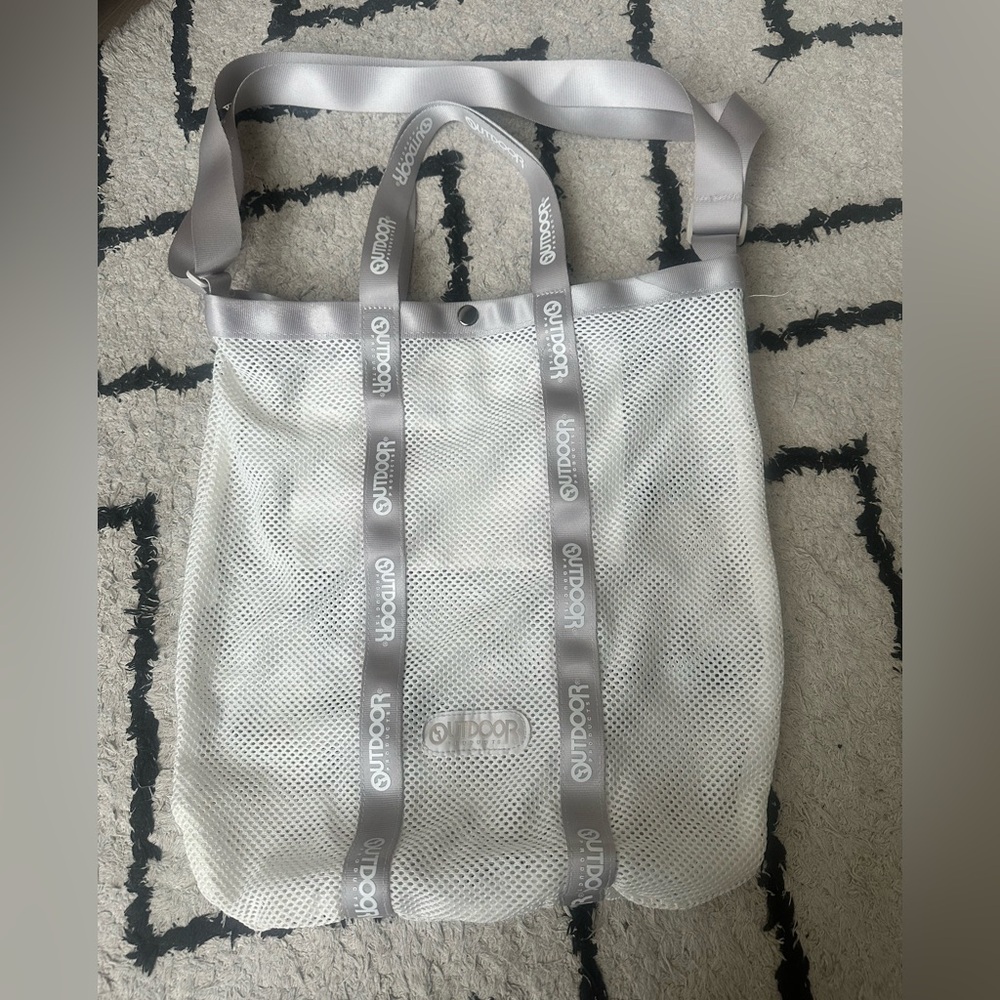 Outdoor Products White Mesh Tote with Gray Straps